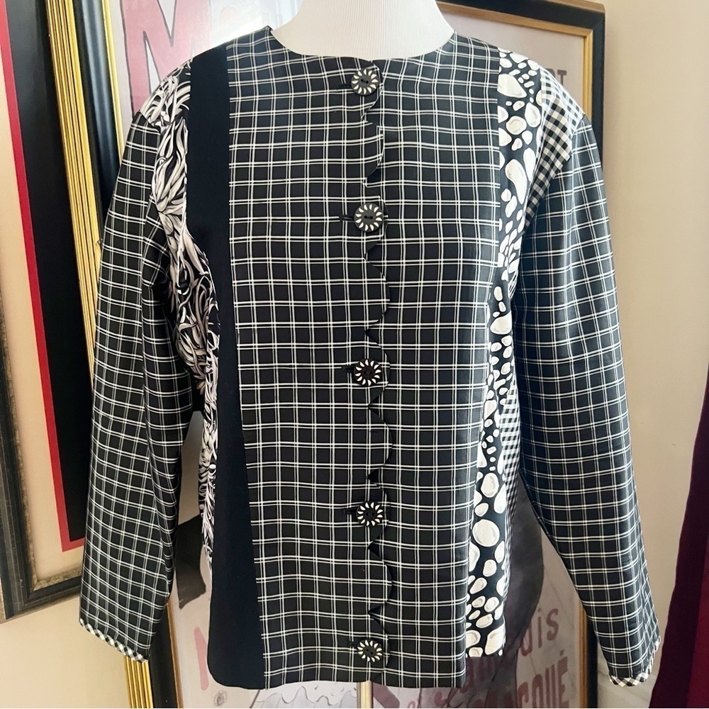 Koos of Course Black Cream Plaid, Gingham, Rocks, Abstract Scalloped Blazer Sz L